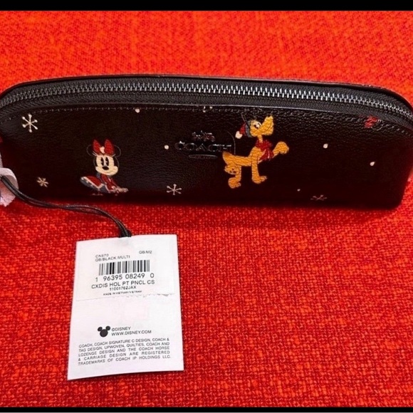 ❤️❤️❤️NWT Coach X Disney Pencil Case CN570❤️❤️❤️ - Picture 3 of 8